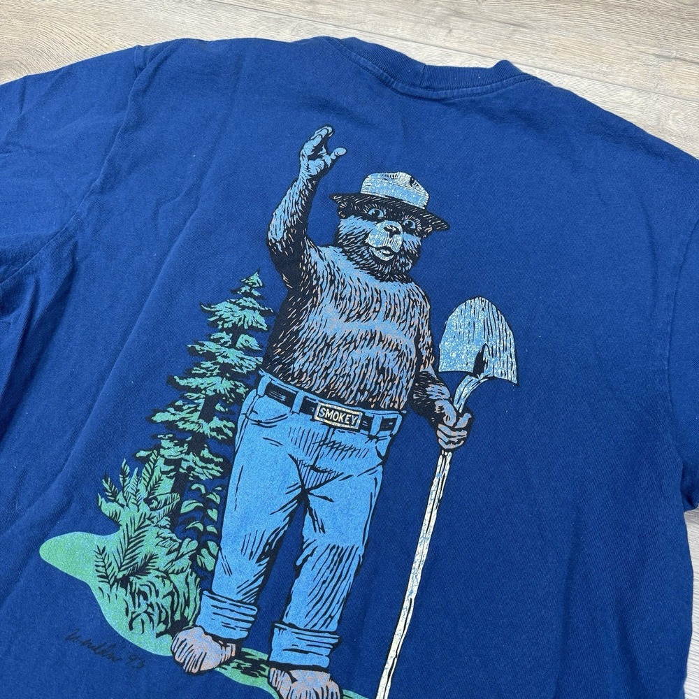 VTG Style CC‎ Filson Smoky Bear Wildfires T Shirt Mens Sz L Blue USA